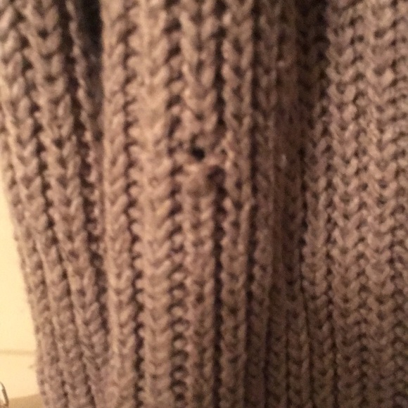 Knit sweater - Picture 2 of 2